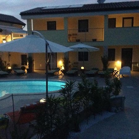 Elicriso Resort Rasopasno Buitenkant foto