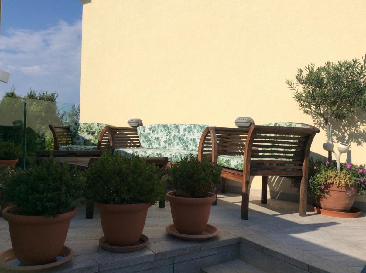 Elicriso Resort Rasopasno Buitenkant foto