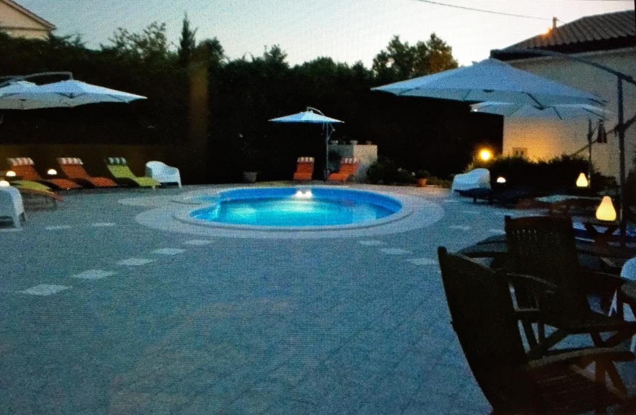 Elicriso Resort Rasopasno Buitenkant foto